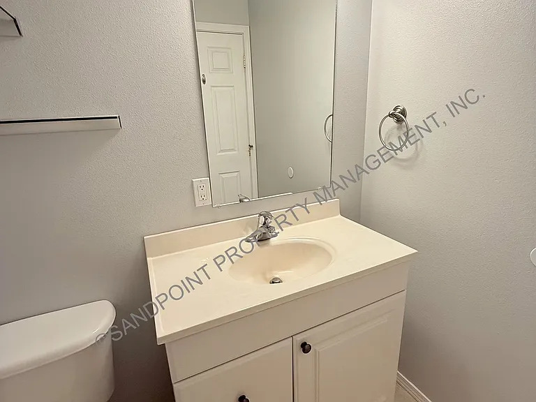 1204 Forsythia Ave — Photo 29