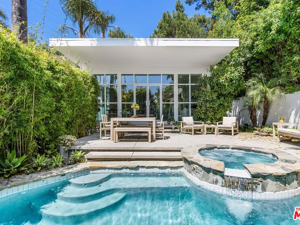 1576 N Doheny Dr, Los Angeles, CA 90069