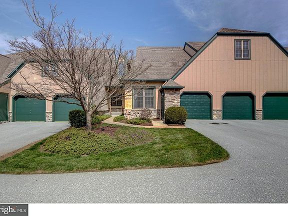 2nd image of 1268 Robynwood Ln