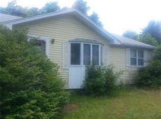 19 Feeding Hills Rd, Southwick, MA 01077