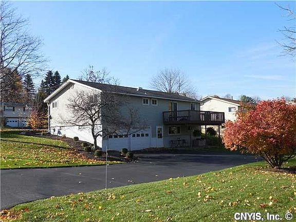 2nd image of 100 Sunridge Ave