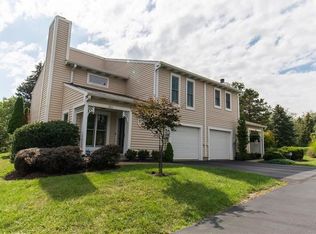 313 Squire Cir, Pittsburgh, PA
