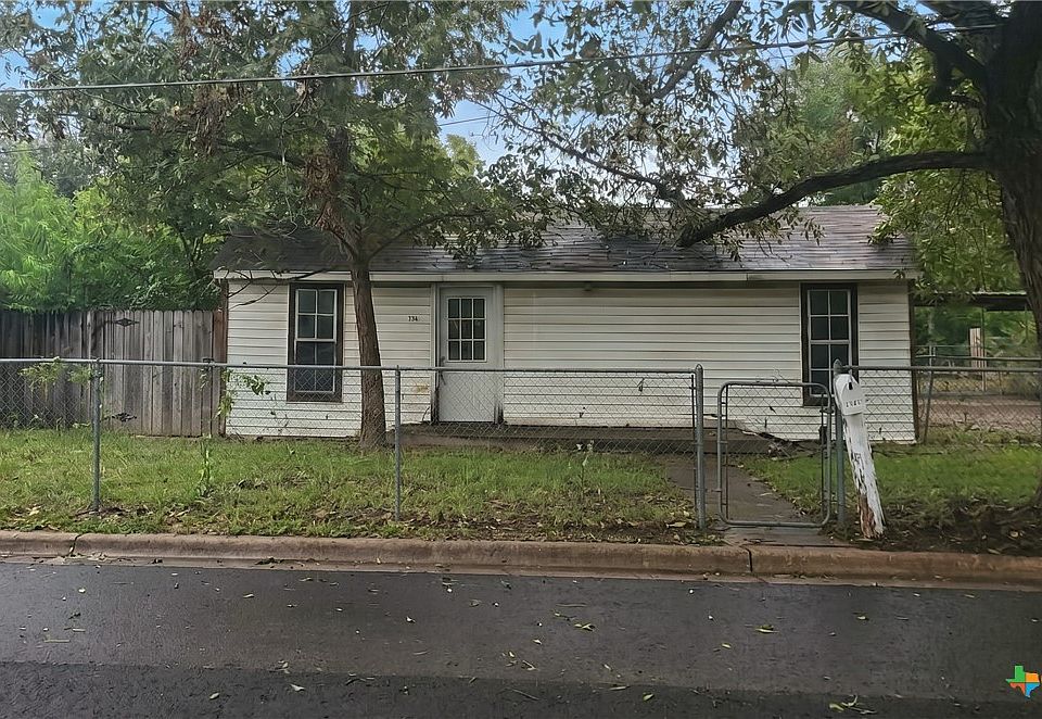 1st image of 1807 Holly St