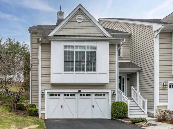 32 Great Heron Lane #32, Brookfield, CT 06804