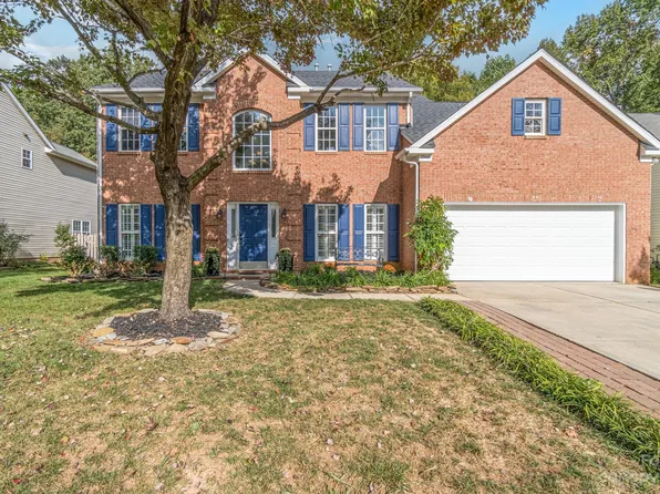 17441 Campbell Hall Ct, Charlotte, NC 28277