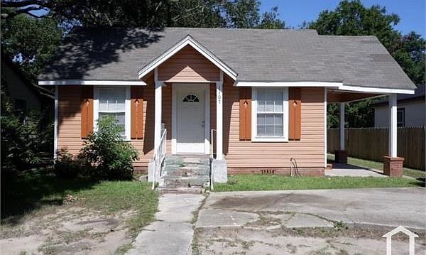 1st image of 1107 Houston St