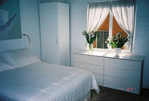 4th image of 225 W 6th St APT 411