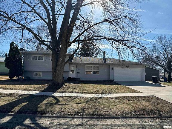2nd image of 1249 Circle Dr