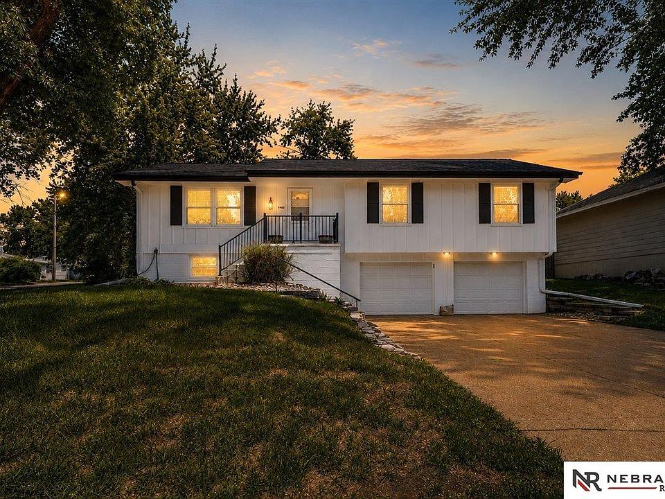 1st image of 9448 Ames Ave
