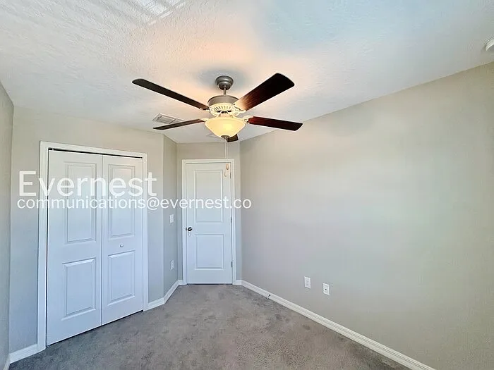 9718 Mulberry Marsh Ln — Photo 10
