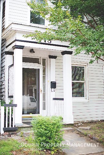 1st image of 713 W Clay St