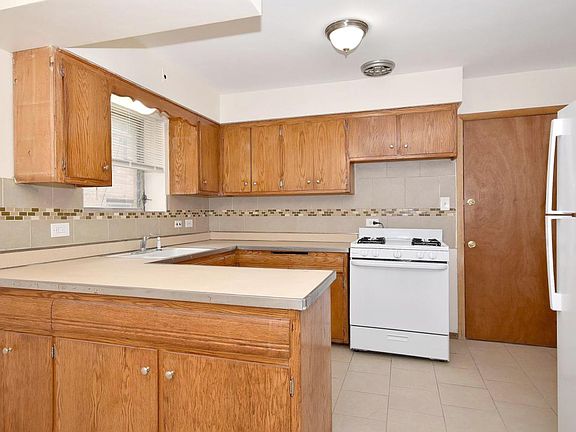 2412 Roosevelt #2S 04_09222021