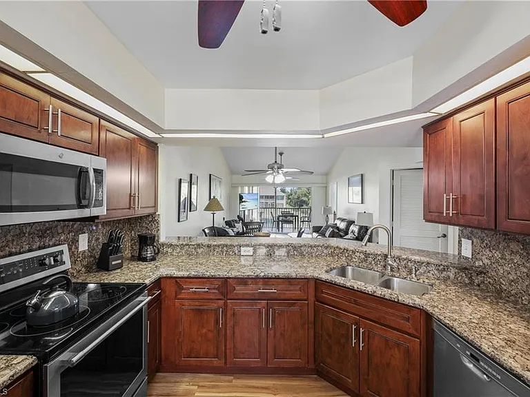 2050 W Crown Pointe Blvd #C-214 — Photo 11