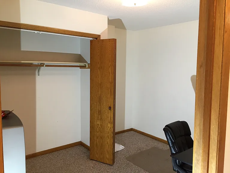 403 N Riverfront Dr #A — Photo 7