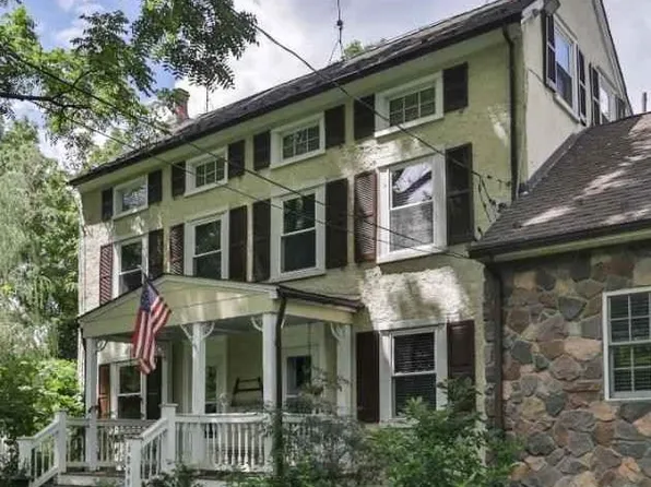 6249 Ingham Rd, New Hope, PA 18938