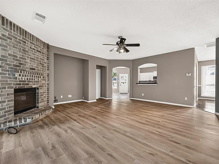 14402 Barker Pelican Ct — Photo 13