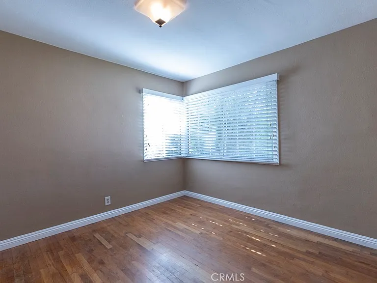 4123 Ashworth St — Photo 6