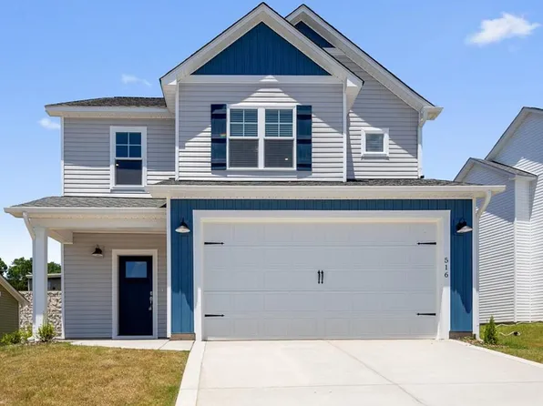 516 Burgundy Dr, Southern Pines, NC 28387