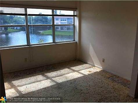 4th image of 9700 Sunrise Lakes Blvd APT 309