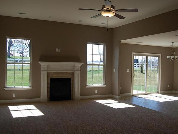 2nd image of 1929 Lasso Cir