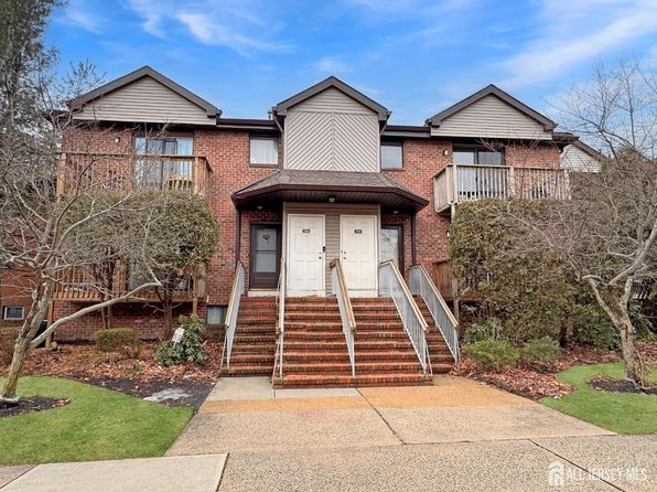 3908 Birchwood Ct