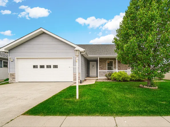 202 Allison Ln, La Porte, IN 46350