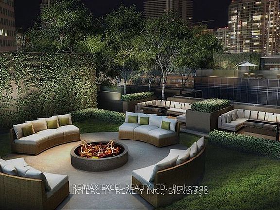 3rd image of 955 Bay St #324