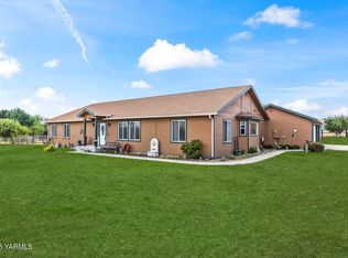 1880 Dilley Rd, Tieton, WA 98947