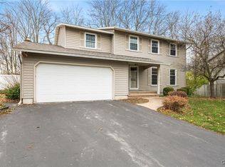 4957 Peppermill Ln, Liverpool, NY 13088