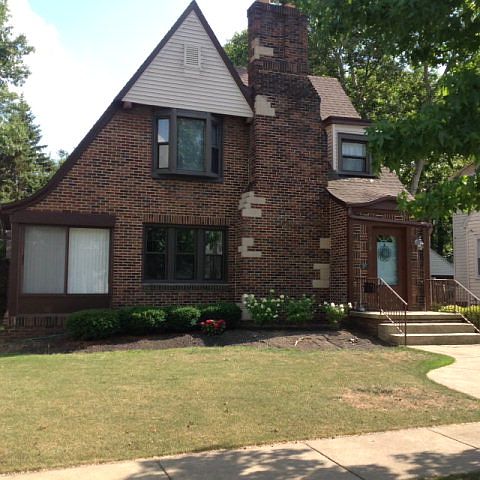 1st image of 229 Samaritan Ave