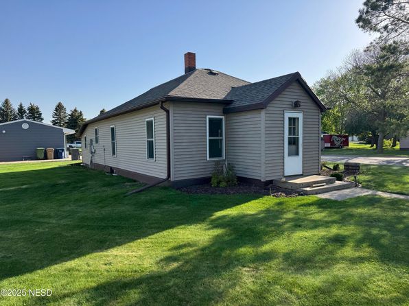 1400 E Kemp Ave, Watertown, SD 57201