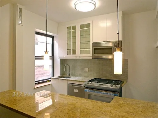 Rented by Citi Habitats | media 35