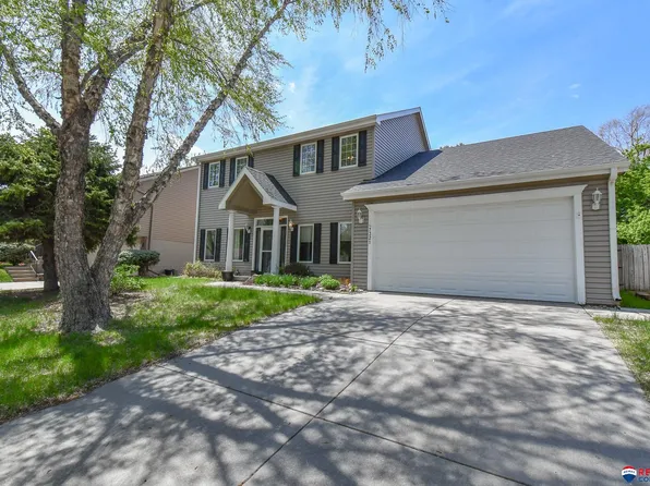 7321 S 32nd St, Lincoln, NE 68516