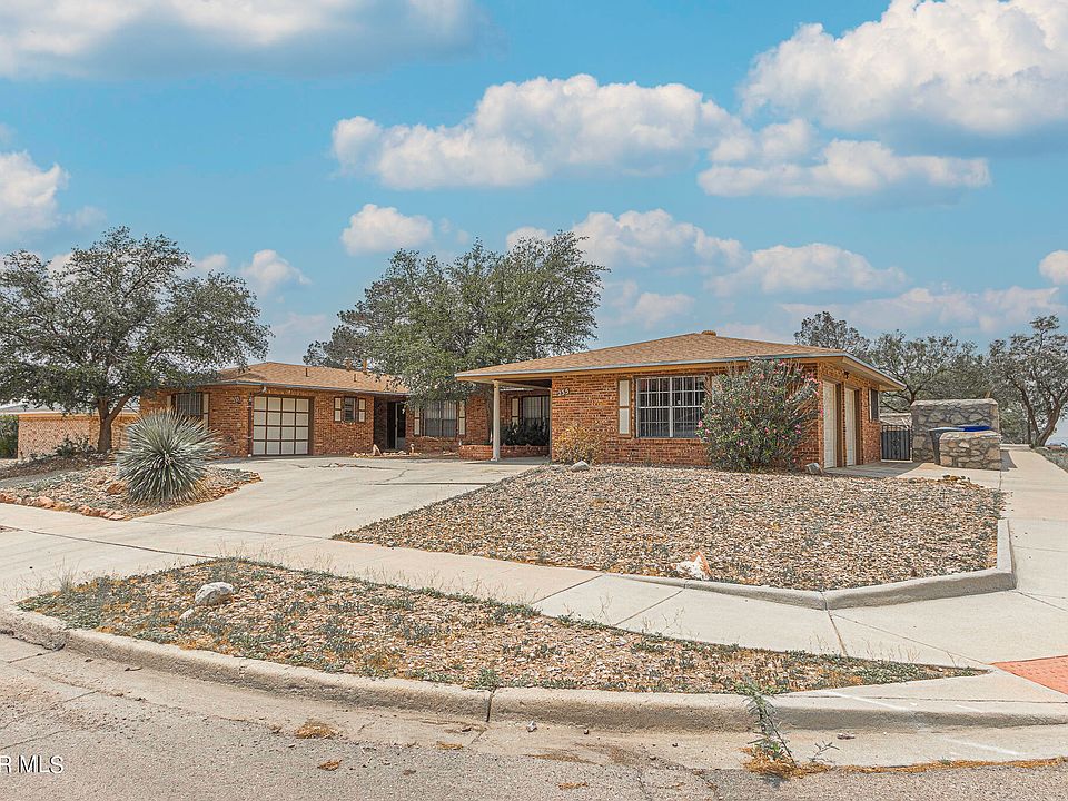 1st image of 233 & 235 Palmary Dr