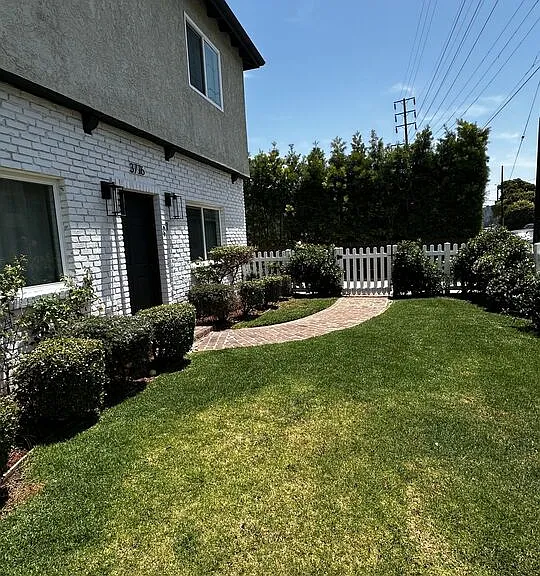 3776 Beethoven St #1 — Photo 2