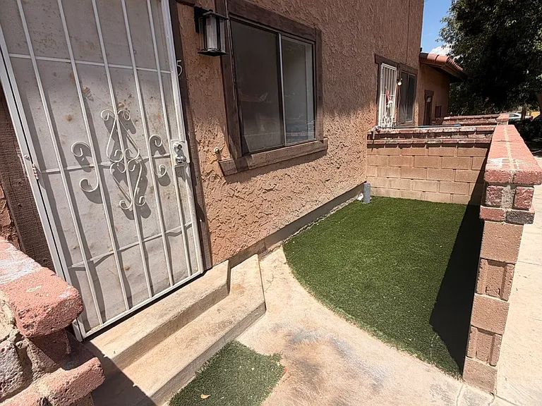 1728 W Avenue J #15-5 — Photo 7