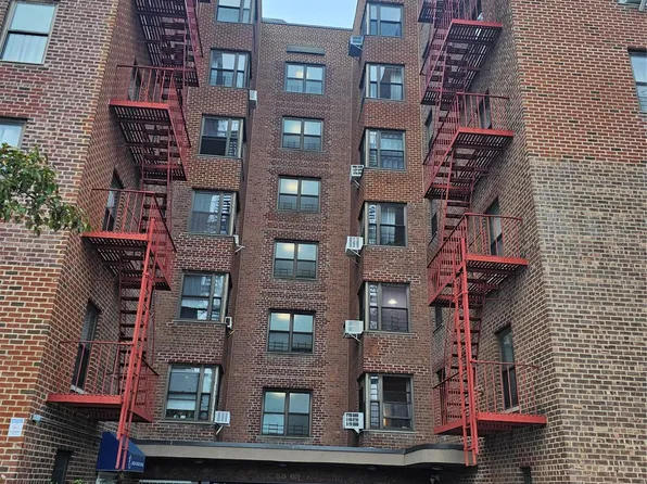 88-09 Northern #504, Jackson Heights, NY 11372
