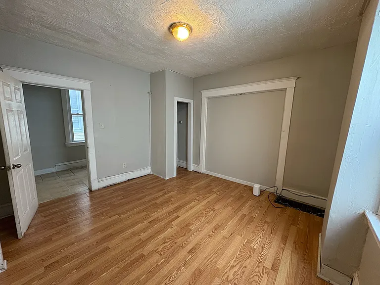 207 Dunseith St — Photo 5