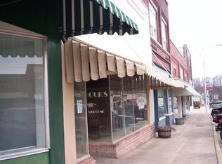 209 Main St, Crane, MO 65633