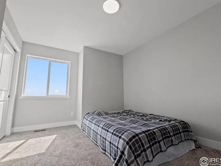 444 Molly Ln — Photo 24