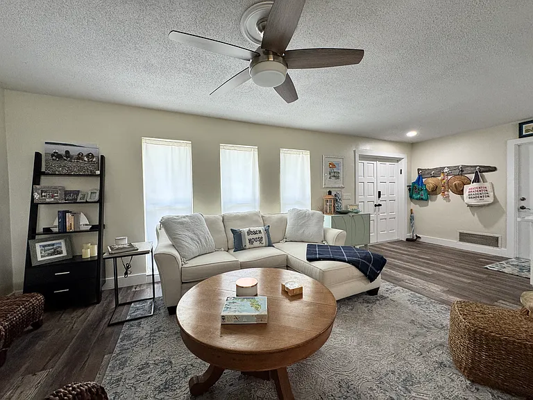 6813 13th Avenue Dr W — Photo 34