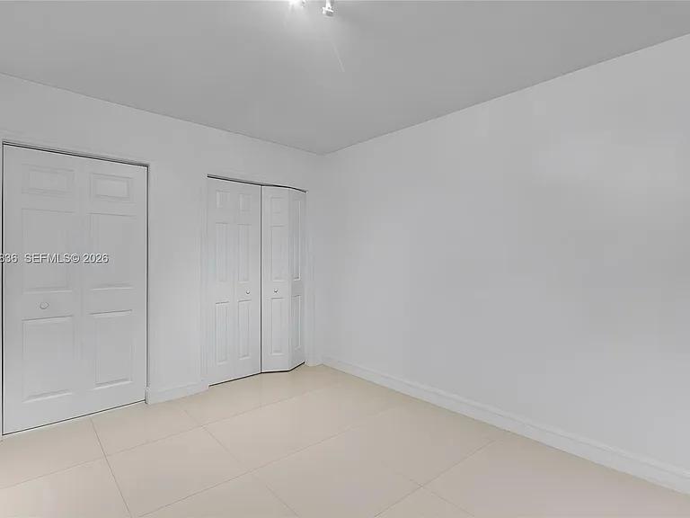 1450 NE 170th St #106 — Photo 11