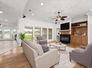 32819 Fox Run Dr, Walker, LA 70785