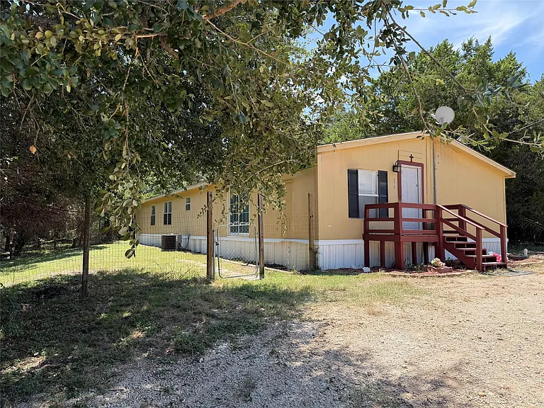 372 County Road 4450 — Photo 1