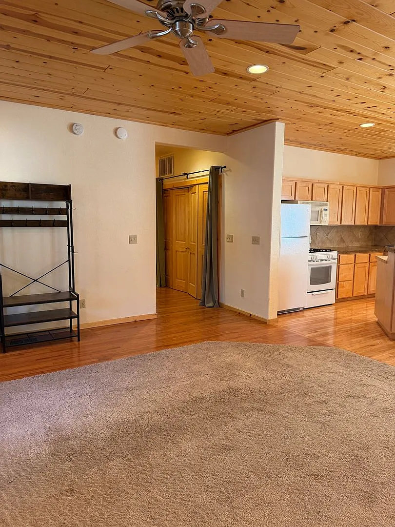 Long Term Lease in Tahoe Donner — Photo 4