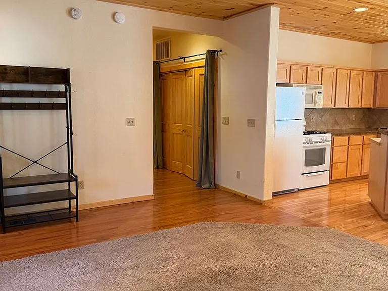 12967 Northwoods Blvd #1 — Photo 4