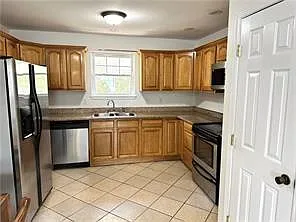 825 Mouton St — Photo 4