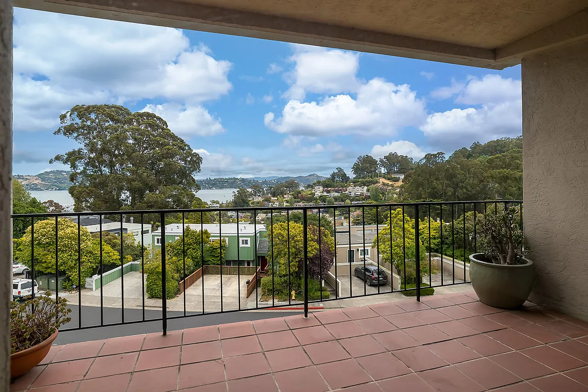 2 bed, 1418 sqft, $4,750 — Photo 3
