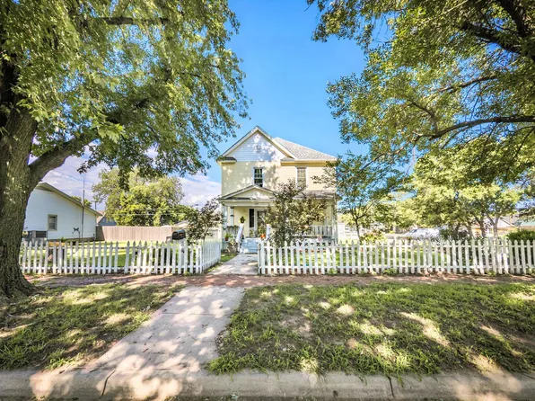 524 N B St, Wellington, KS 67152