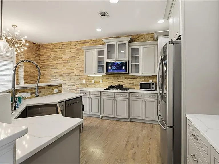 1165 Laurel Pl SE — Photo 16